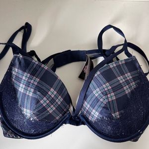 Like new Victoria secret push up bra